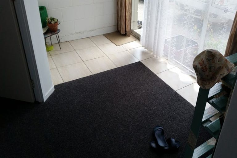 Photo of property in 2 Deveron Street, Regent, Whangarei, 0112