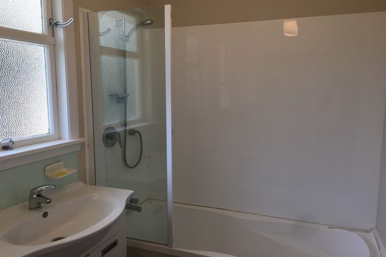 Photo of property in 54 Mowat Street, Springlands, Blenheim, 7201