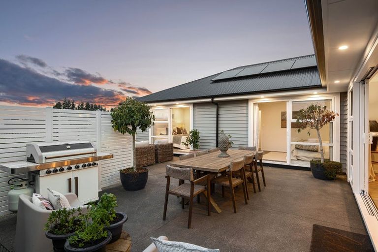 Photo of property in 9 Cam Mill Place, Rangiora, 7400