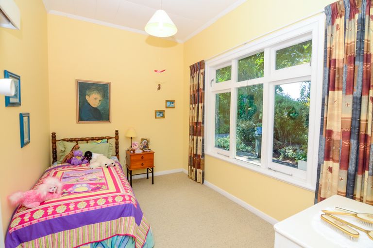 Photo of property in 32 Roberts Road, Lansdowne, Masterton, 5810