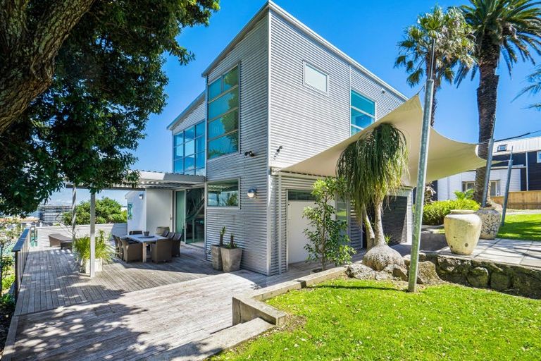 Photo of property in 75a Arthur Street, Onehunga, Auckland, 1061