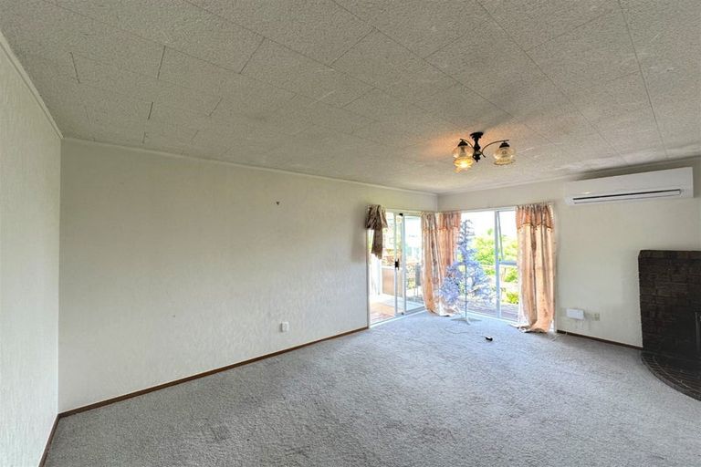 Photo of property in 7 Funnell Place, Manurewa, Auckland, 2102