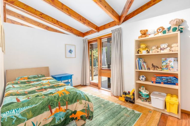 Photo of property in 48 Matai Road, Raumati South, Paraparaumu, 5032