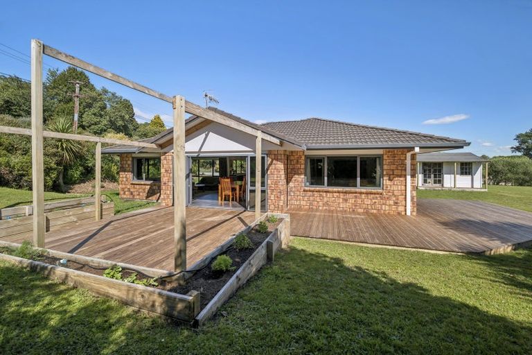 Photo of property in 15 Te Waerenga Road, Hamurana, Rotorua, 3096