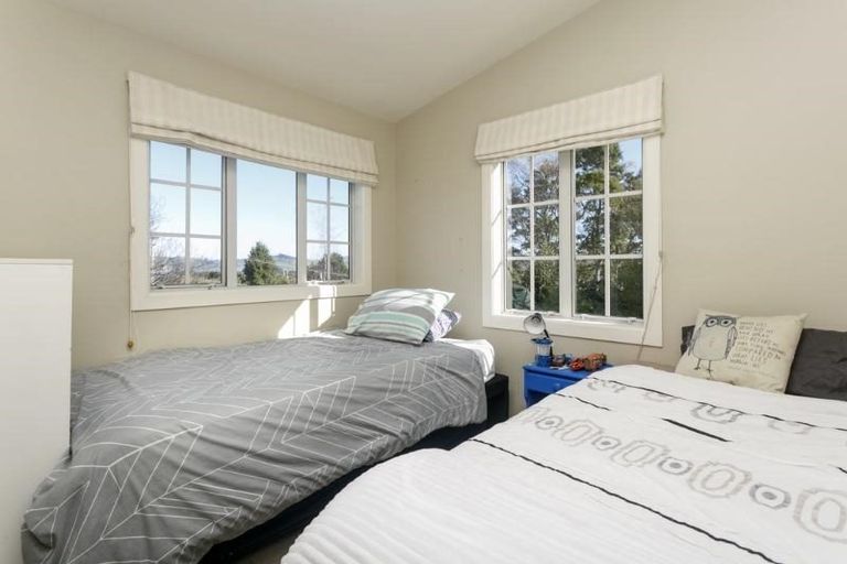 Photo of property in 104 Gillies Avenue, Taupo, 3330