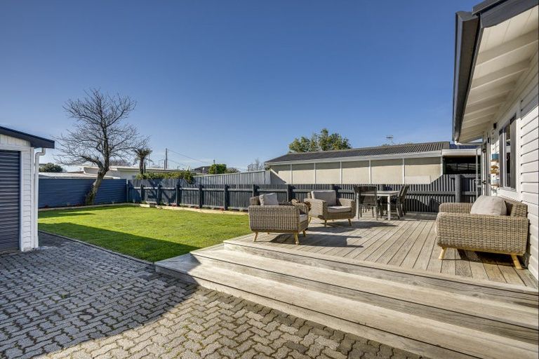 Photo of property in 422 Massey Street, Akina, Hastings, 4122