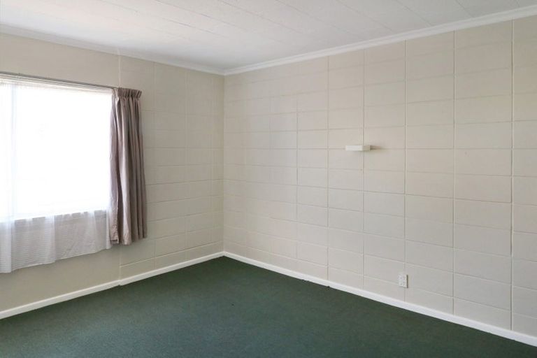 Photo of property in 102 Martin Street, Wallaceville, Upper Hutt, 5018