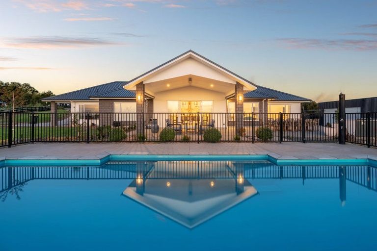 Photo of property in 133 Batty Road, Kingseat, Papakura, 2580