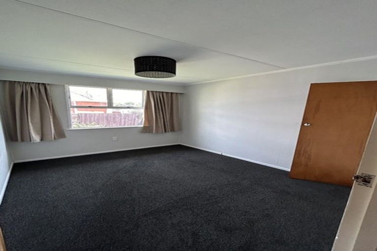 Photo of property in 10 Cavendish Crescent, Awapuni, Palmerston North, 4412