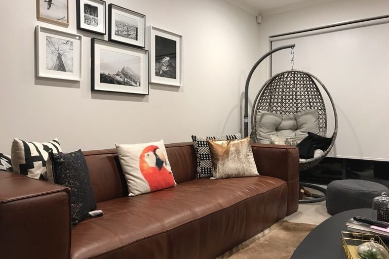 Photo of property in 25 Pencaitland Drive, Flat Bush, Auckland, 2019