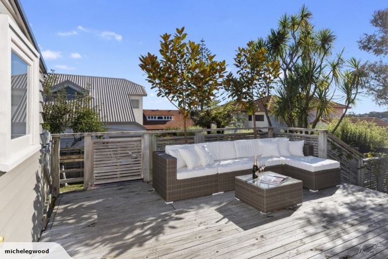 Photo of property in 1/86 Birkenhead Avenue, Birkenhead, Auckland, 0626