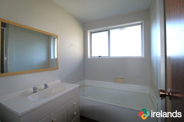 Photo of property in 10 Pinedale Lane, Linwood, Christchurch, 8062