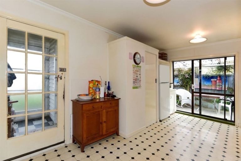 Photo of property in 81 Beresford Street, New Brighton, Christchurch, 8061