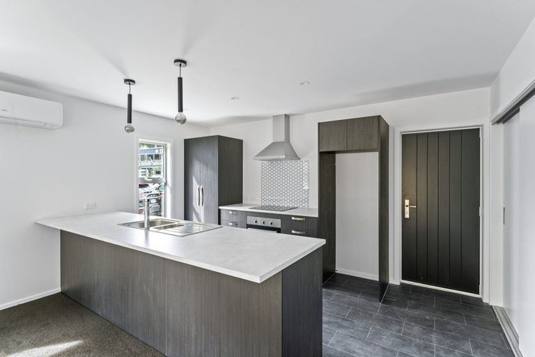 Photo of property in 394 Kaikorai Valley Road, Bradford, Dunedin, 9011