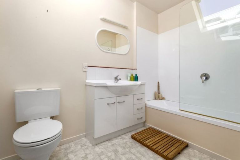 Photo of property in 3/40 Clifford Road, Johnsonville, Wellington, 6037