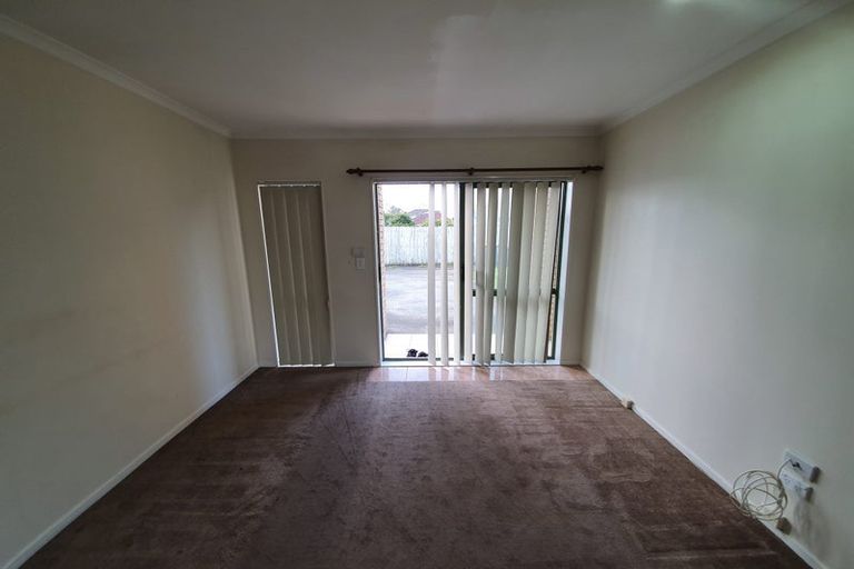 Photo of property in 8 Kay Road, Manurewa, Auckland, 2102