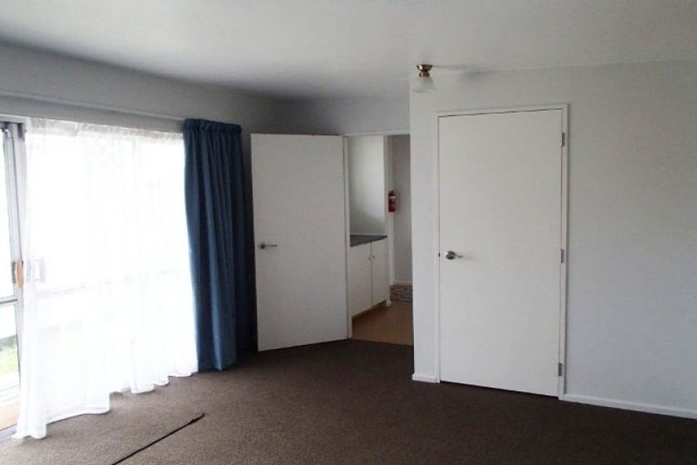 Photo of property in 15 Ada Street, Hokowhitu, Palmerston North, 4410