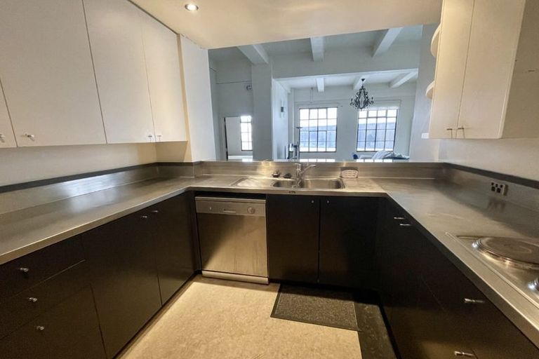 Photo of property in Dominion Apartments, 6/80 Victoria Street, Wellington Central, Wellington, 6011