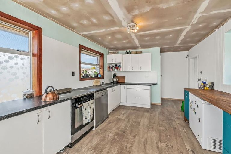 Photo of property in 73 Bentley Street, Russley, Christchurch, 8042