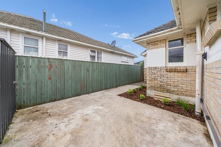 Photo of property in 2a Stephen Street, Trentham, Upper Hutt, 5018
