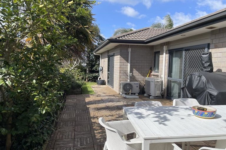 Photo of property in 23 Arranmore Drive, Flat Bush, Auckland, 2019
