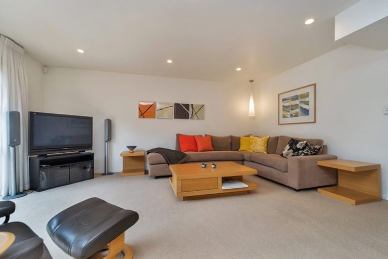 Photo of property in 7b Atkin Avenue, Mission Bay, Auckland, 1071