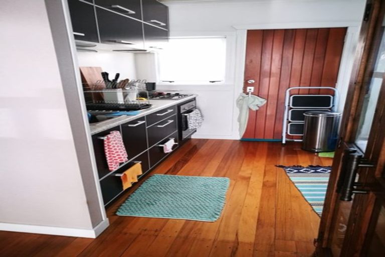 Photo of property in 1/240 Bridge Street, The Wood, Nelson, 7010