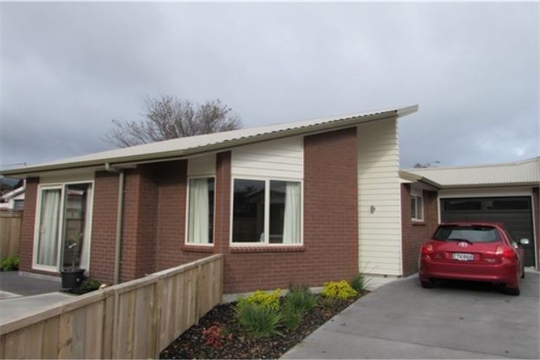 Photo of property in 18c Sinclair Street, Ebdentown, Upper Hutt, 5018