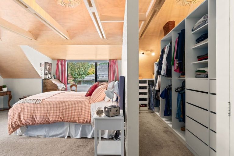 Photo of property in 75 Glenross Street, Glenross, Dunedin, 9011