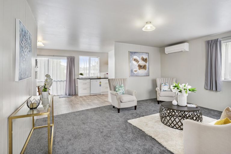 Photo of property in 17a Trevor Hosken Drive, Wiri, Auckland, 2104