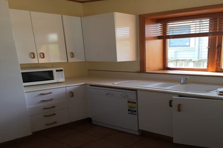 Photo of property in 11 Cottleville Terrace, Thorndon, Wellington, 6011