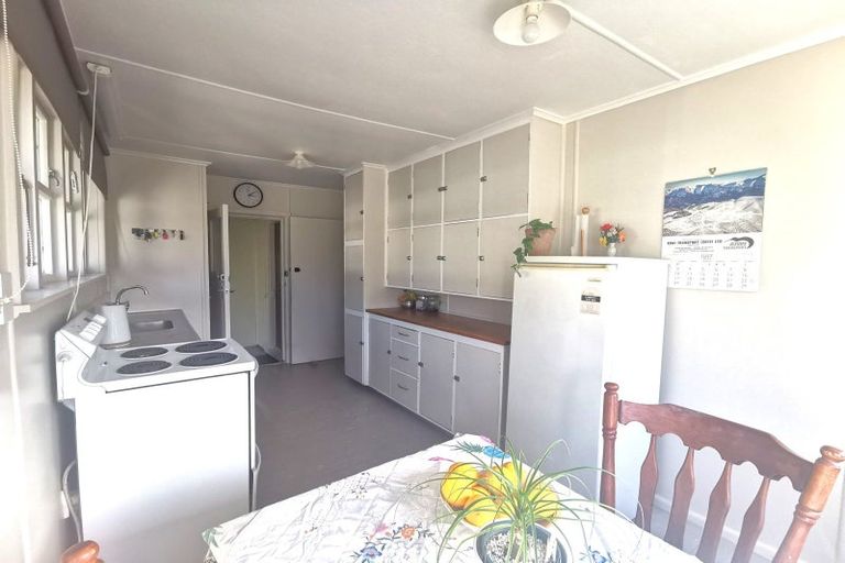 Photo of property in 37 Apatu Street, Wairoa, 4108