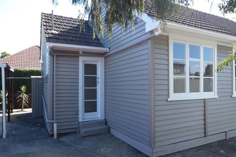 Photo of property in 1/9 Cornwall Road, Mangere, Auckland, 2022
