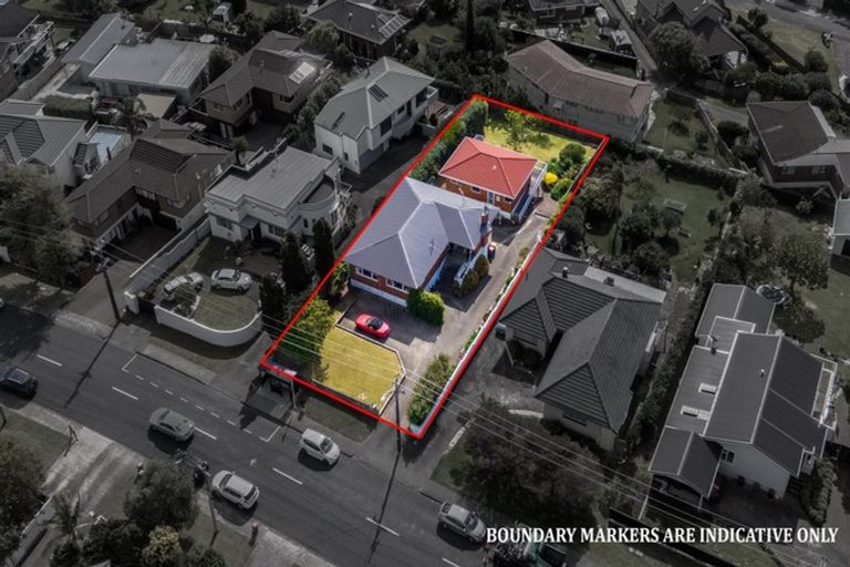 Photo of property in 80 Litten Road, Cockle Bay, Auckland, 2014