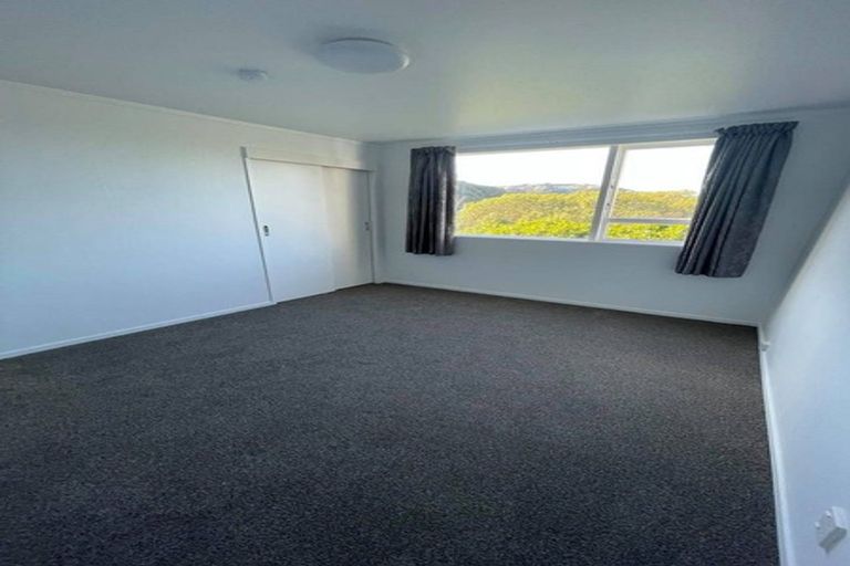 Photo of property in 6b Narbada Crescent, Khandallah, Wellington, 6035