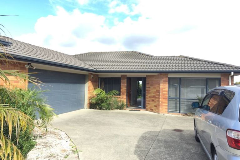 Photo of property in 11 Dunaff Place, Flat Bush, Auckland, 2019