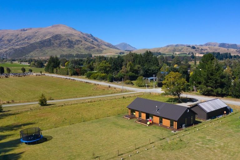 Photo of property in 14 Carlisle Street, Athol, 9793