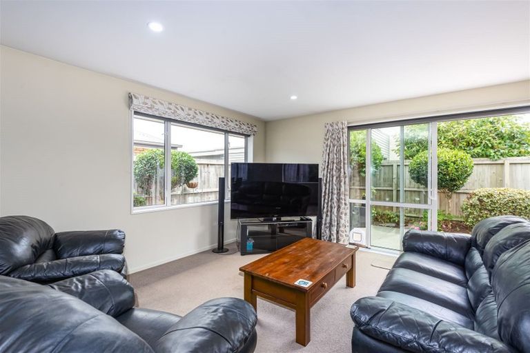 Photo of property in 3a Annies Lane, Aidanfield, Christchurch, 8025