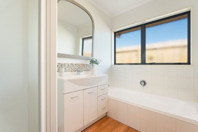 Photo of property in 7 Maggie Place, Ohauiti, Tauranga, 3112