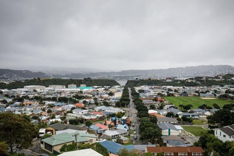 Photo of property in 124 Townsend Road, Miramar, Wellington, 6022