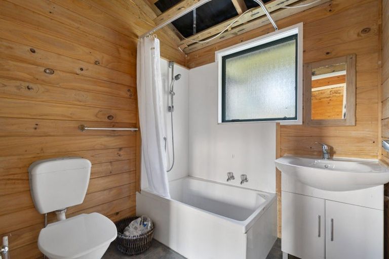 Photo of property in 251 Apiti Road, Kimbolton, Feilding, 4777