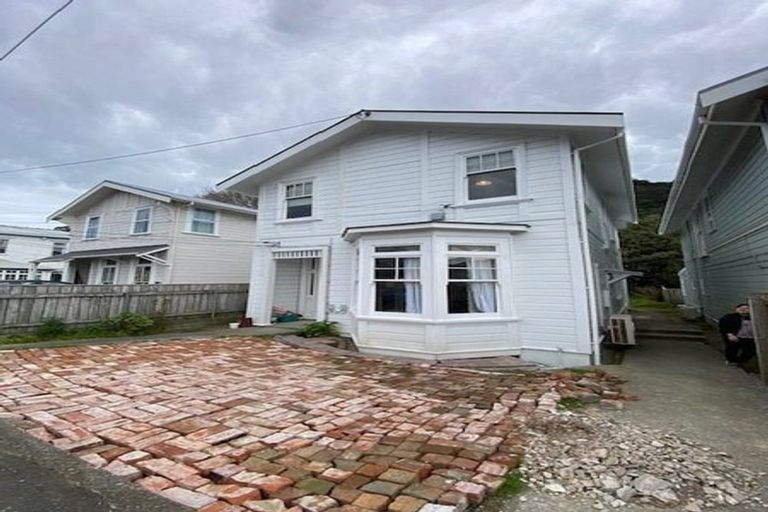 Photo of property in 104 Tinakori Road, Thorndon, Wellington, 6011