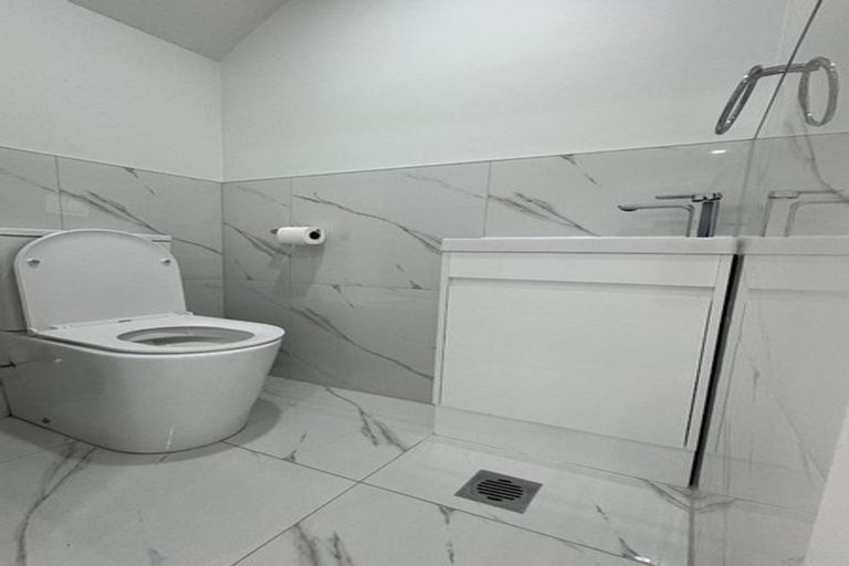 Photo of property in 2/30 Arnwood Street, Manurewa, Auckland, 2102