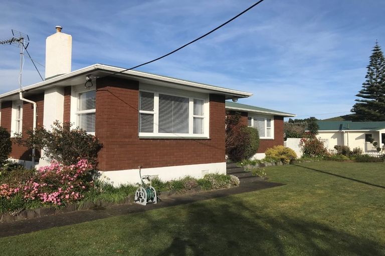 Photo of property in 28 Skinner Street, Blagdon, New Plymouth, 4310