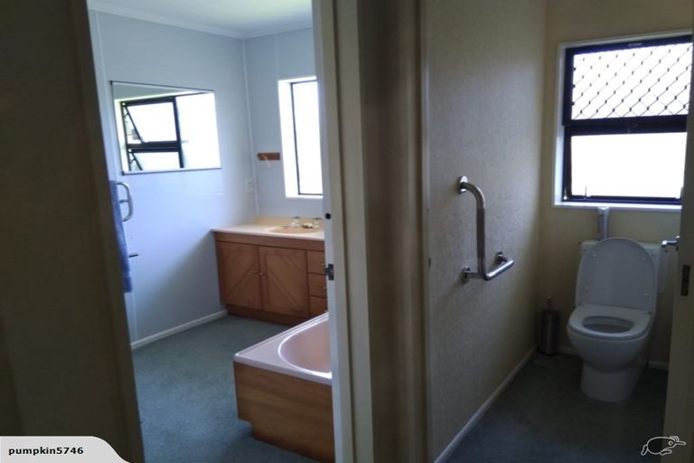 Photo of property in 76 Rata Street, Hawera, 4610