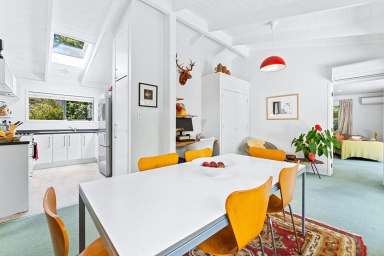 Photo of property in 14 Blundell Place, Chatswood, Auckland, 0626