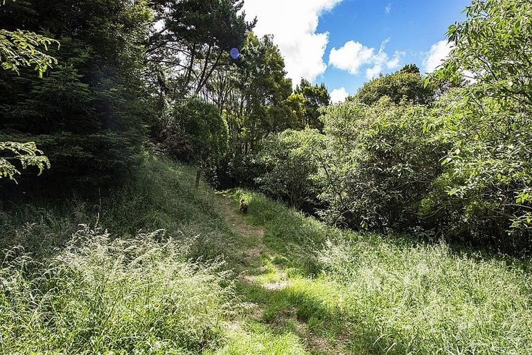 Photo of property in 325 Kaipi Road, Hillsborough, New Plymouth, 4372