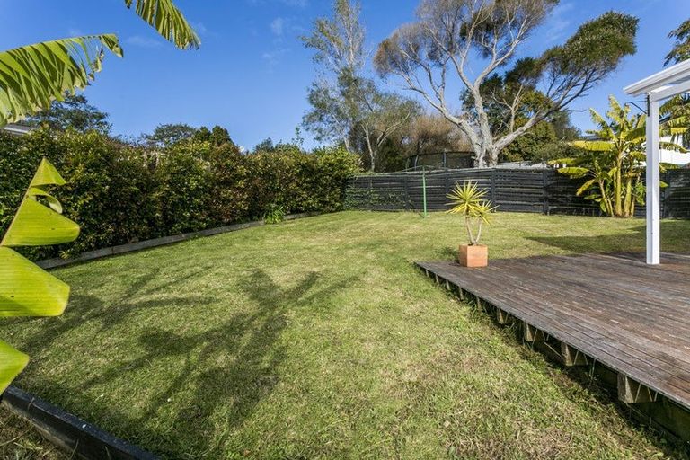 Photo of property in 23 Lanigan Street, Birkdale, Auckland, 0626