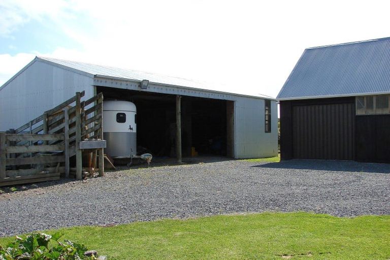 Photo of property in 242 Oreti Road, Otatara, Invercargill, 9879