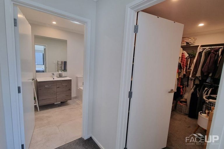 Photo of property in 2 Wai Place, Westgate, Auckland, 0614